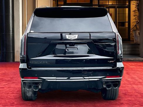 New 2026 Cadillac Escalade ESV V image 5