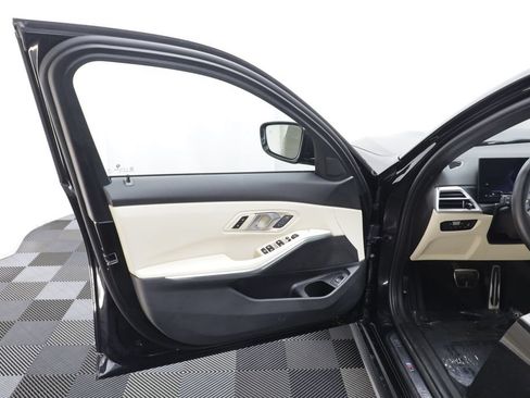 Used 2026 BMW 330i xDrive Sedan AWD/4WD image 5
