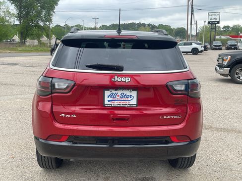 Used 2025 Jeep Compass Limited w/ Elite Group image 7