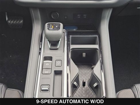 New 2026 Nissan Pathfinder SL image 25