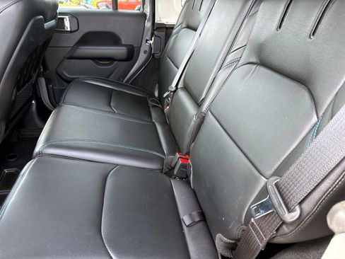 Used 2023 Jeep Wrangler Unlimited Rubicon 4xe w/ Steel Bumper Group image 11