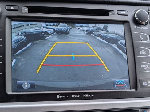 Used 2017 Toyota Highlander Limited Platinum image 30