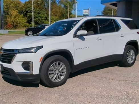Certified 2022 Chevrolet Traverse LT image 4