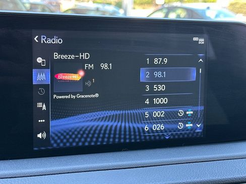 Certified 2022 Lexus RX 350 AWD w/ Premium Package image 18