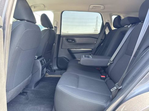 Used 2024 Nissan Rogue S AWD/4WD image 26