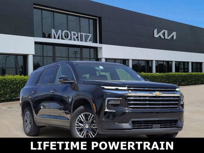 Used 2025 Chevrolet Traverse LT