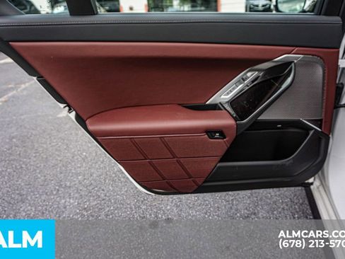 Used 2025 BMW i7 eDrive50 w/ M Sport Package image 57