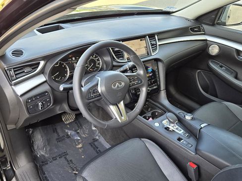 Used 2021 INFINITI QX50 Sensory w/ Accent Package AWD/4WD image 8