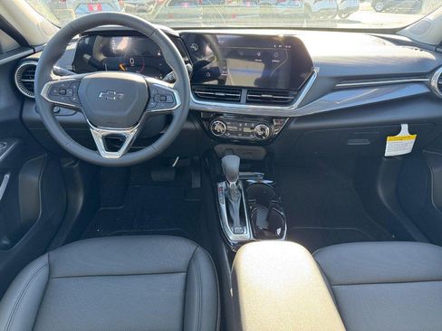 New 2026 Chevrolet Trax ACTIV w/ Sunroof Package image 7