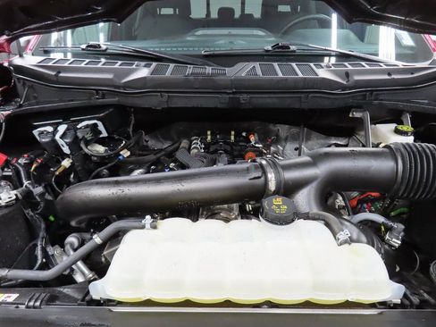 Used 2025 Ford F150 XLT w/ Equipment Group 302A MID image 27