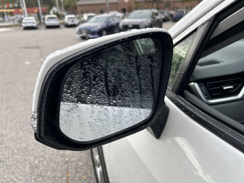 Used 2020 Toyota RAV4 Limited image 10