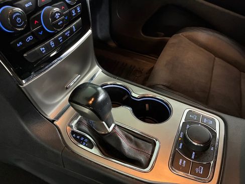 Used 2020 Jeep Grand Cherokee Trailhawk image 18