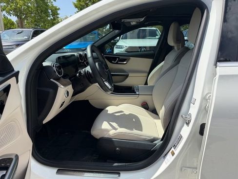 Used 2023 Mercedes-Benz C 300 4MATIC Sedan image 11