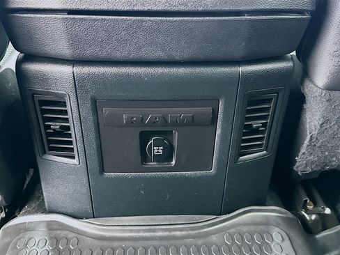 Used 2017 RAM 1500 Sport w/ Quick Order Package 26Q Night AWD/4WD image 16