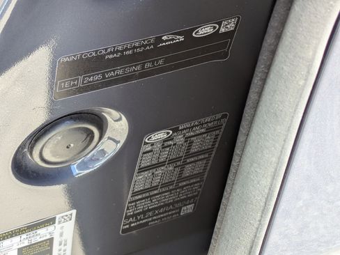 Used 2024 Land Rover Range Rover Velar Dynamic SE image 36