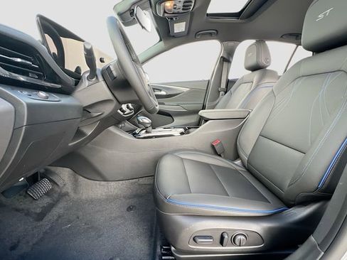 New 2026 Buick Envista Sport Touring w/ Convenience I Package FWD image 15