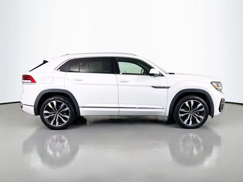 Used 2022 Volkswagen Atlas Cross Sport SEL Premium R-Line image 9