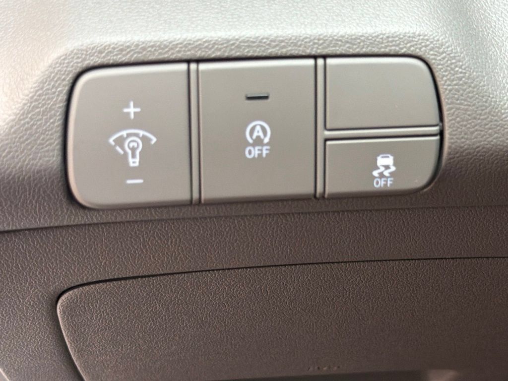 New 2026 Hyundai Elantra SE FWD image 22