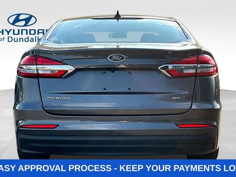 Used 2019 Ford Fusion SE FWD image 7
