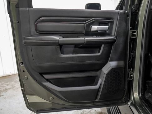 Used 2024 RAM 2500 Rebel AWD/4WD image 48