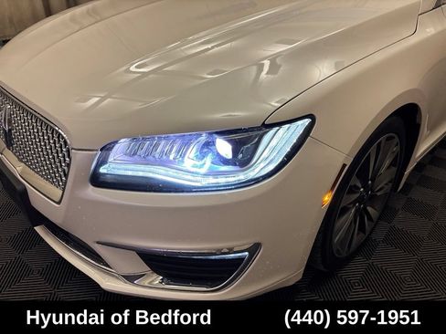 Used 2018 Lincoln MKZ Select w/ Select Plus Package AWD/4WD image 10