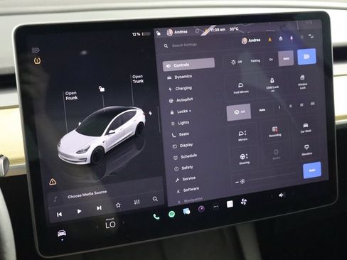 Used 2022 Tesla Model 3 Performance AWD/4WD image 24