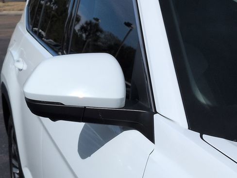 Used 2021 Volkswagen Atlas SEL Premium image 12