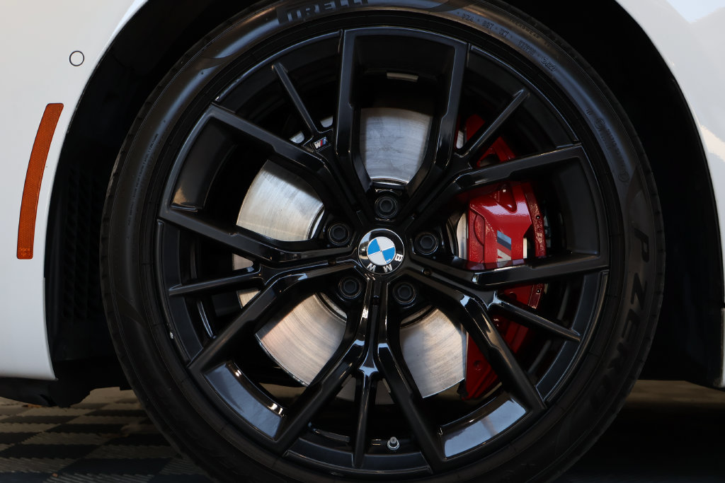 Used 2023 BMW 540i w/ M Sport Package RWD image 10