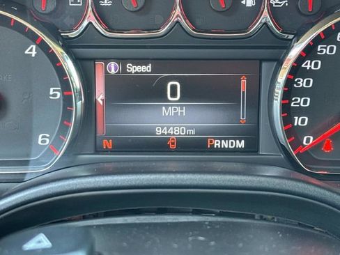 Used 2015 GMC Sierra 1500 SLT w/ SLT Crew Cab Value Package image 3