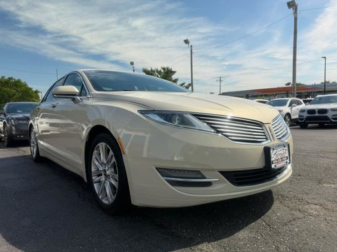 Used 2016 Lincoln MKZ AWD w/ Equipment Group 300A Reserve image 3