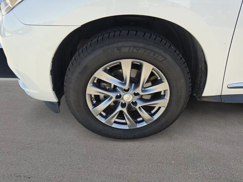 Used 2014 INFINITI QX60 Luxe w/ Premium Plus Package AWD/4WD image 26