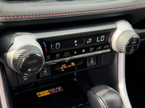 Certified 2025 Toyota RAV4 XSE AWD/4WD image 20
