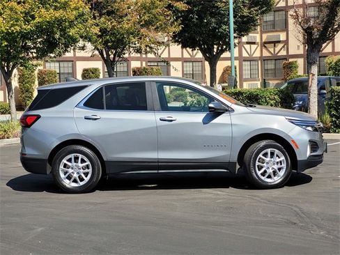Used 2024 Chevrolet Equinox LT image 4