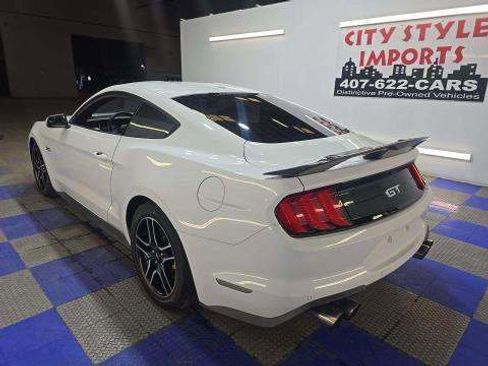 Used 2019 Ford Mustang GT Premium image 4