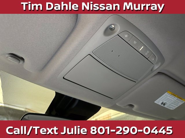 Used 2025 Nissan Leaf S FWD image 32