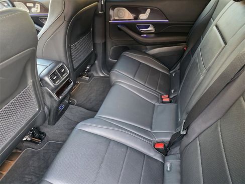 Used 2025 Mercedes-Benz GLS 450 4MATIC image 21