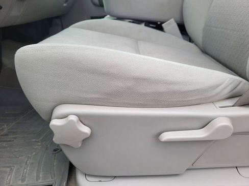 Used 2013 GMC Sierra 2500 SLE w/ Suspension Package, Off-Road image 12