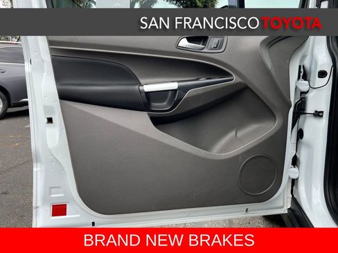 Used 2019 Ford Transit Connect XLT image 26