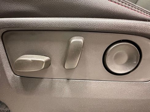 Used 2023 Chevrolet Tahoe RST w/ Luxury Package image 30