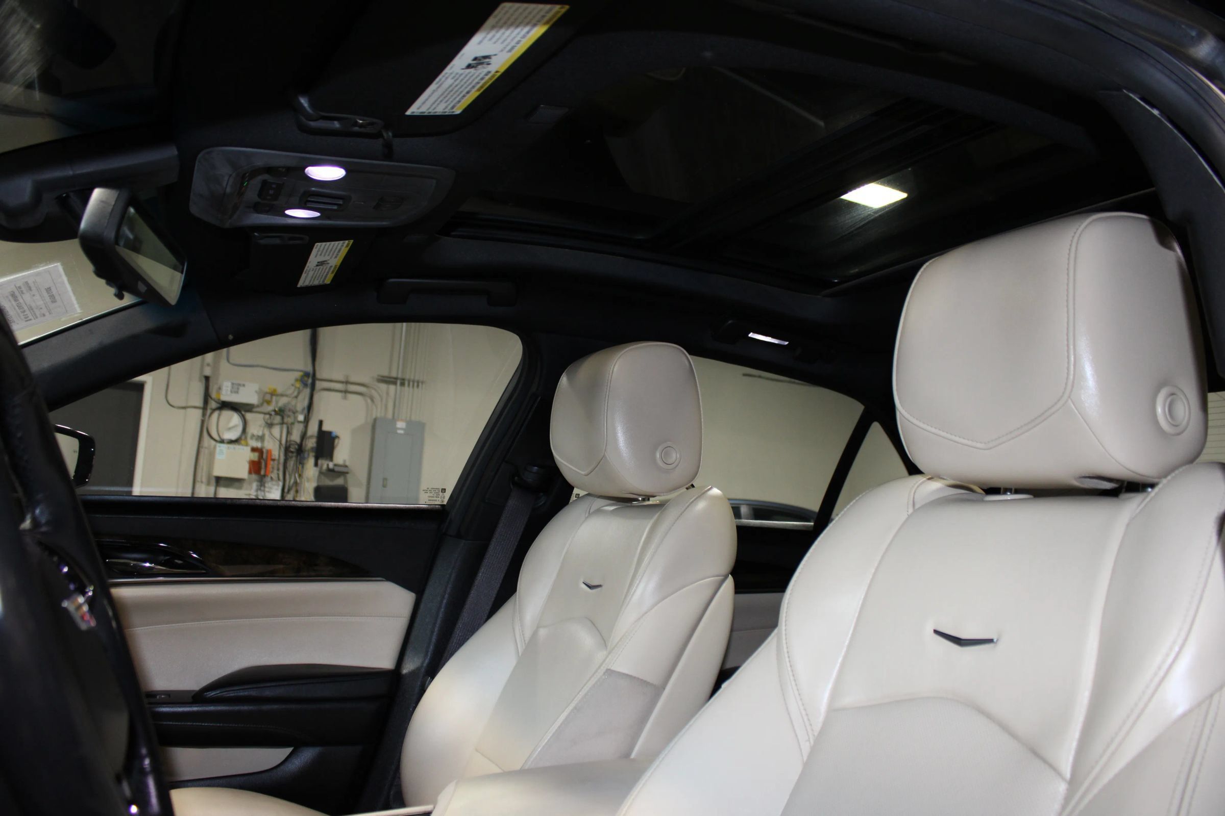 Used 2018 Cadillac CTS Luxury RWD image 27