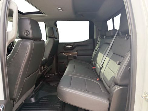 Used 2021 Chevrolet Silverado 1500 RST w/ Redline Edition AWD/4WD image 22