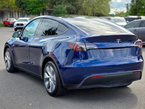 Used 2023 Tesla Model Y Long Range AWD/4WD image 6