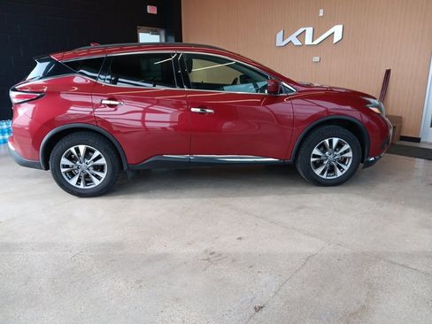 Used 2018 Nissan Murano SV image 16