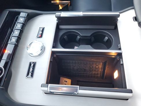 New 2025 Lincoln Navigator L Reserve w/ Jet Appearance Package image 26