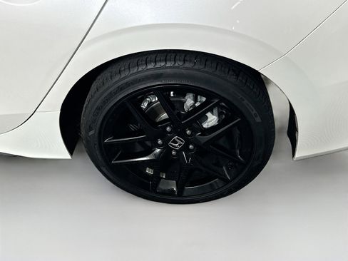 Used 2025 Honda Civic Sport image 11