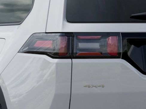 New 2026 Jeep Cherokee Overland AWD/4WD image 9