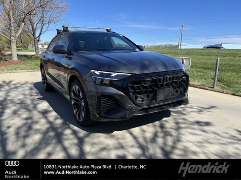 Used 2025 Audi Q8 Premium Plus image 1