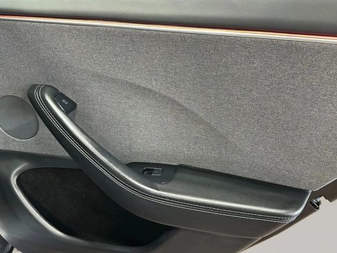 Used 2024 Tesla Model 3 Standard Range RWD image 16