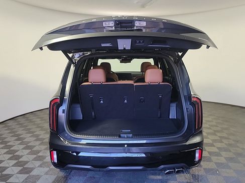 Used 2024 Kia Telluride EX X-Line image 8
