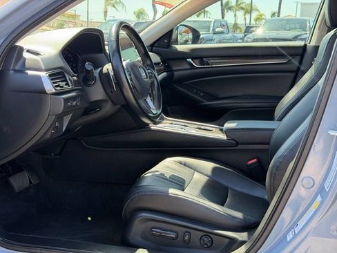 Used 2022 Honda Accord Touring image 16
